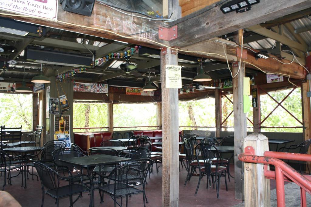 Outback Roadhouse Motel & Suites Branson Exterior photo